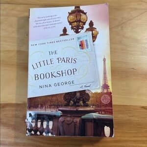 🌈2/$8  The Little Paris Bookshop